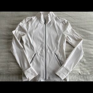 Lululemon Woman’s Jacket